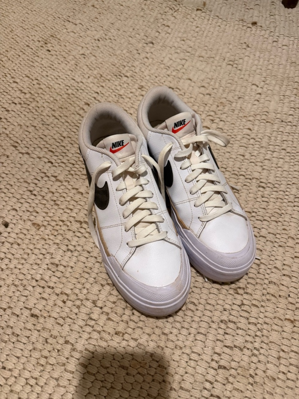 Nike Court Legacy Lift